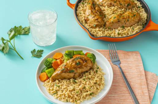 Repas De Riz Et De Poulet Prêt En 12 Minutes