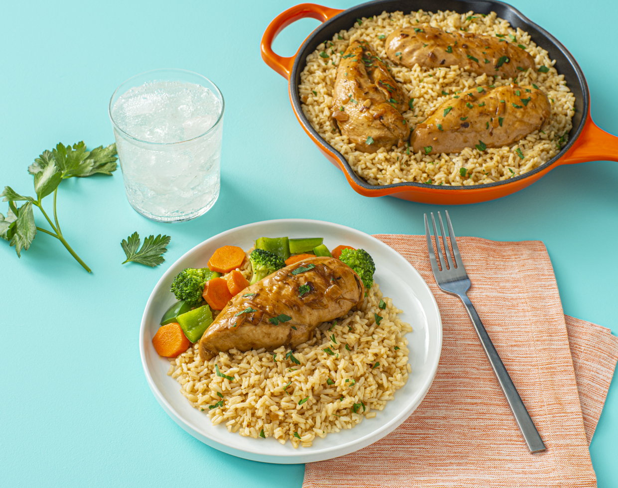 Repas De Riz Et De Poulet Prêt En 12 Minutes