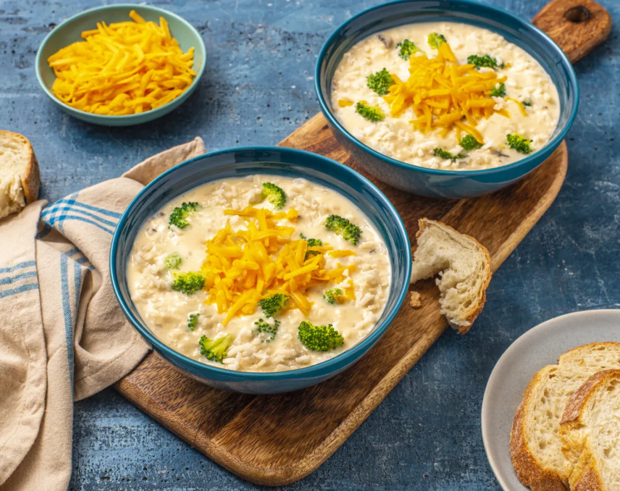10 Minute Broccoli Cheese and Rice Soup