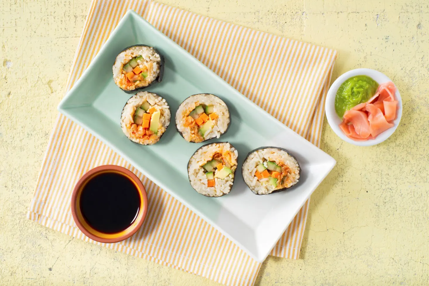 10 Minute Kimchi Vegetable Sushi