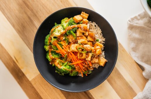 40 minute Buddha Bowl with Spicy Peanut Sauce